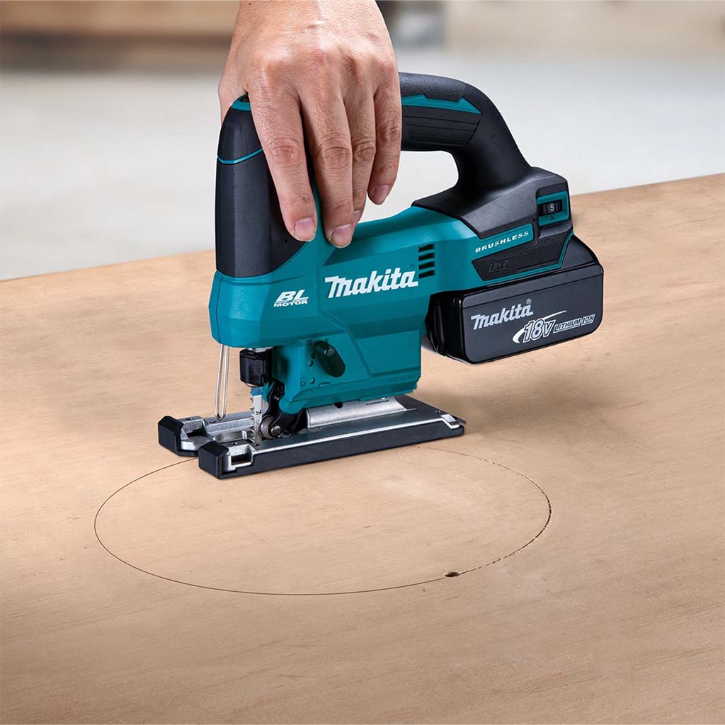 Makita 18 jigsaw hot sale